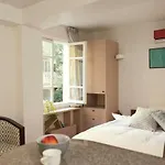 Homey Perfectly Located Studio