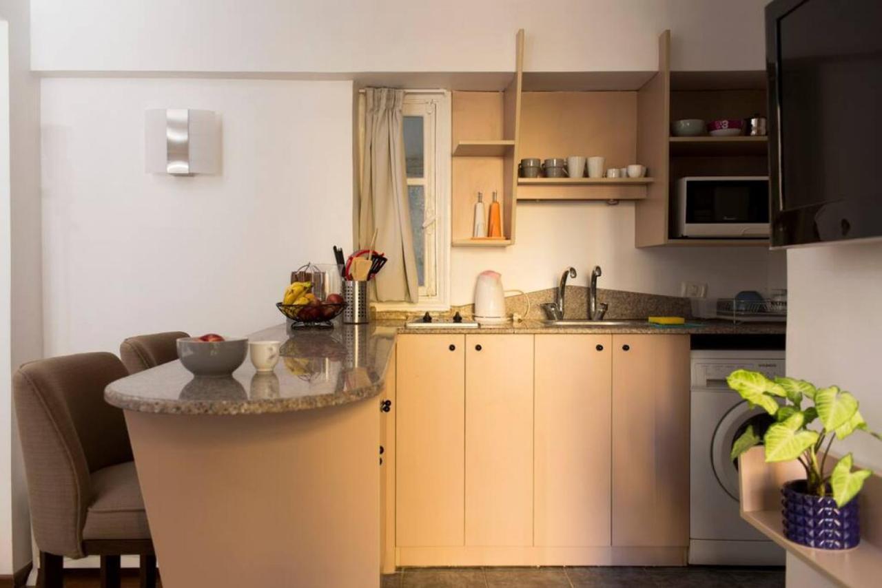 Homey Perfectly Located Apartment