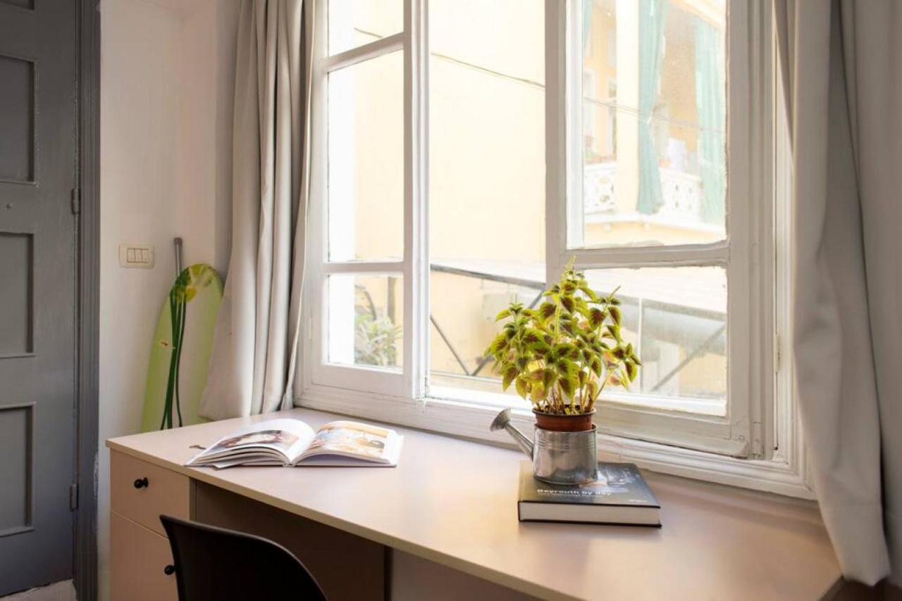 Homey Perfectly Located Apartment *
